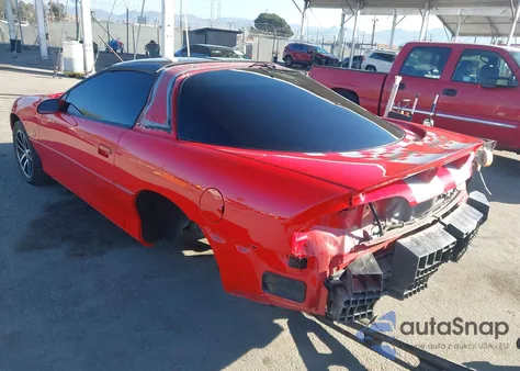 2002 Chevrolet Camaro Z28 z USA, uszkodzony, nr VIN 2G1FP22GX22113475